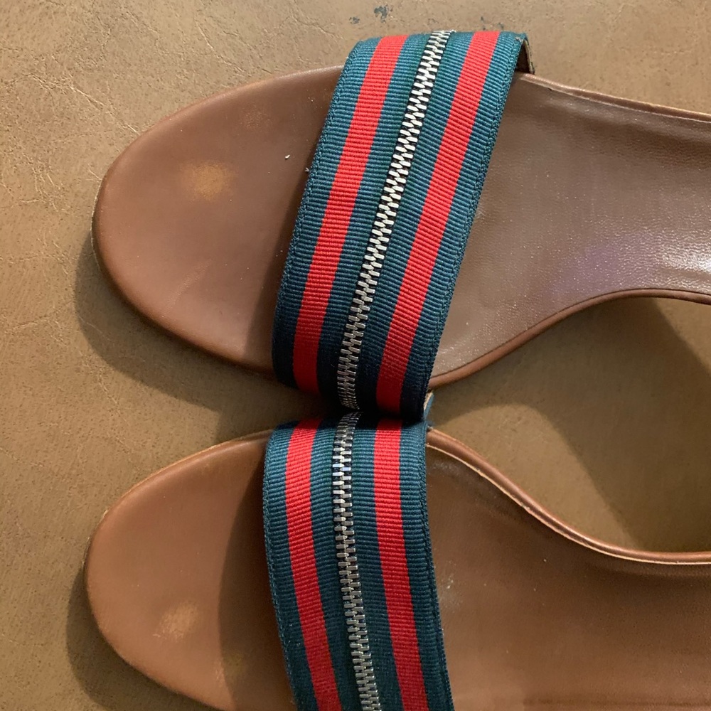 GUCCI Web Slides - Picture 2 of 4